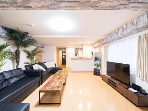 Shinjuku, 1min walk from Kagurazaka Sta,80sqm,Family-Friendly, - Tap to explore photos
