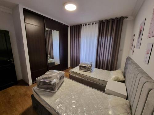 Deir Ghbar 3 rooms apart