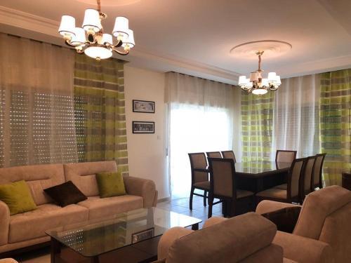 Appartamento bello e elegante in west Amman - Tap to explore photos