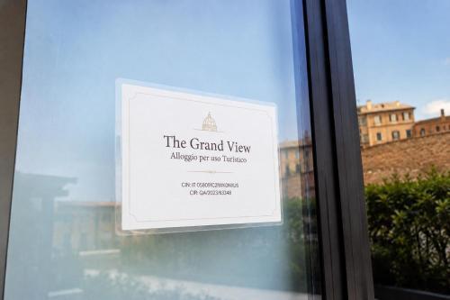 THE GRAND VIEW front of Saint Peter
