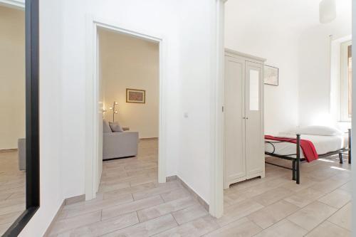 4bnb - Cavalleggeri Apartment - Tap to explore photos
