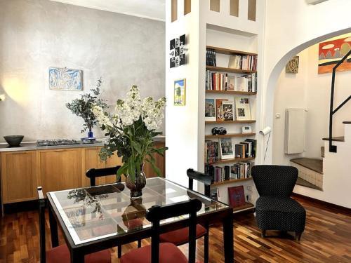 Giglio Penthouse and Terrace - Tap to explore photos