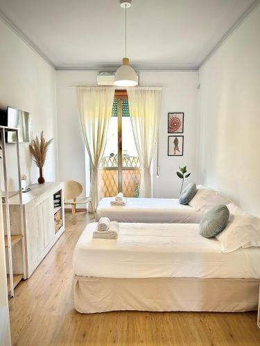 Flaminio Luxury Home - two stops from old Town - Tap to explore photos