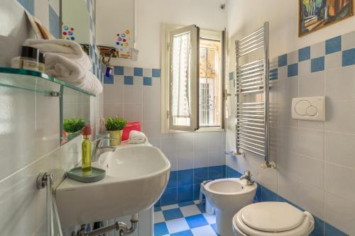 iFlat Bright & Comfortable Navona apartment - Tap to explore photos