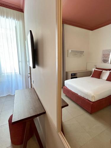 Astom Suites Room Type - Double Room with Private Bathroom