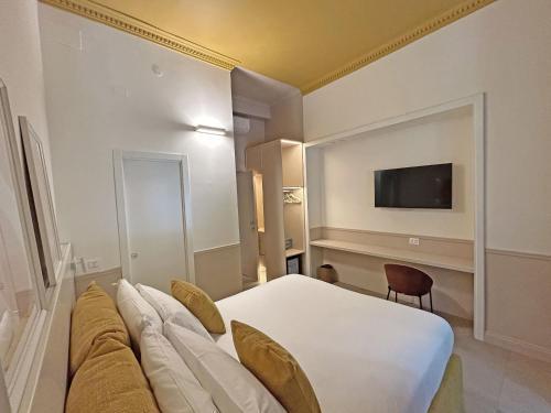 Astom Suites Room Type - Double or Twin Room with Private Bathroom