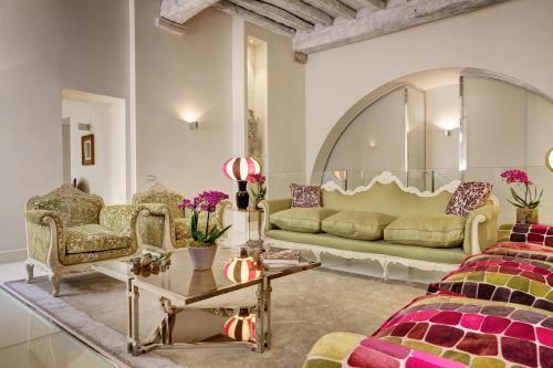 Domus Domitia Luxury Living - Tap to explore photos