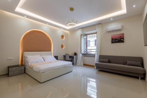 Hyper Lodge Termini GuestHouse Room Type - Luxury Triple Room Hyper Lodge Termini GuestHouse Room Type - Luxury Triple Room