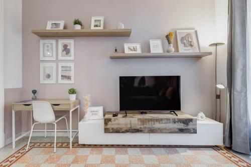 Cosy Apartment Vatican Pràti - Tap to explore photos