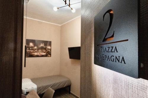 Diamond Vatican Apartment - Tap to explore photos