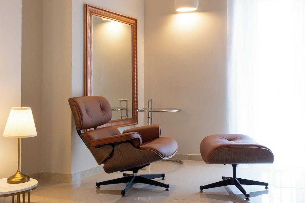 Dimora Cardinal Moroni Room Type - Design Room