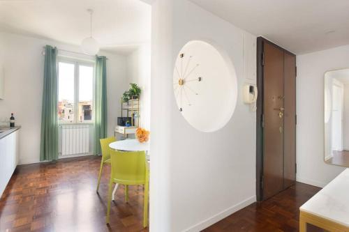 Idyllia - Bright and modern apt - Tap to explore photos
