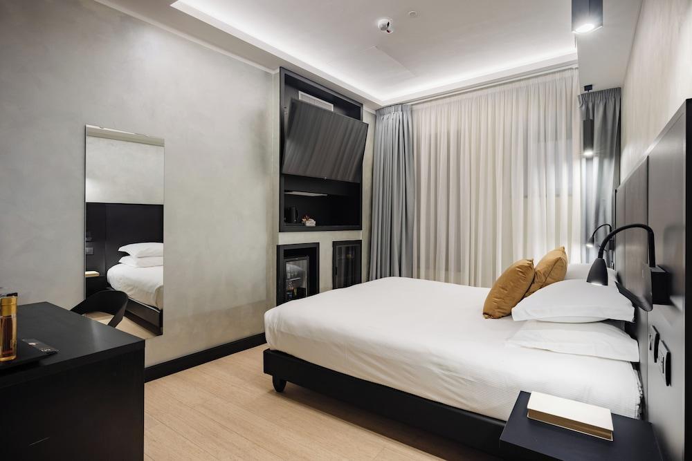 Dream Suite Trevi Room Type - Basic Double Room