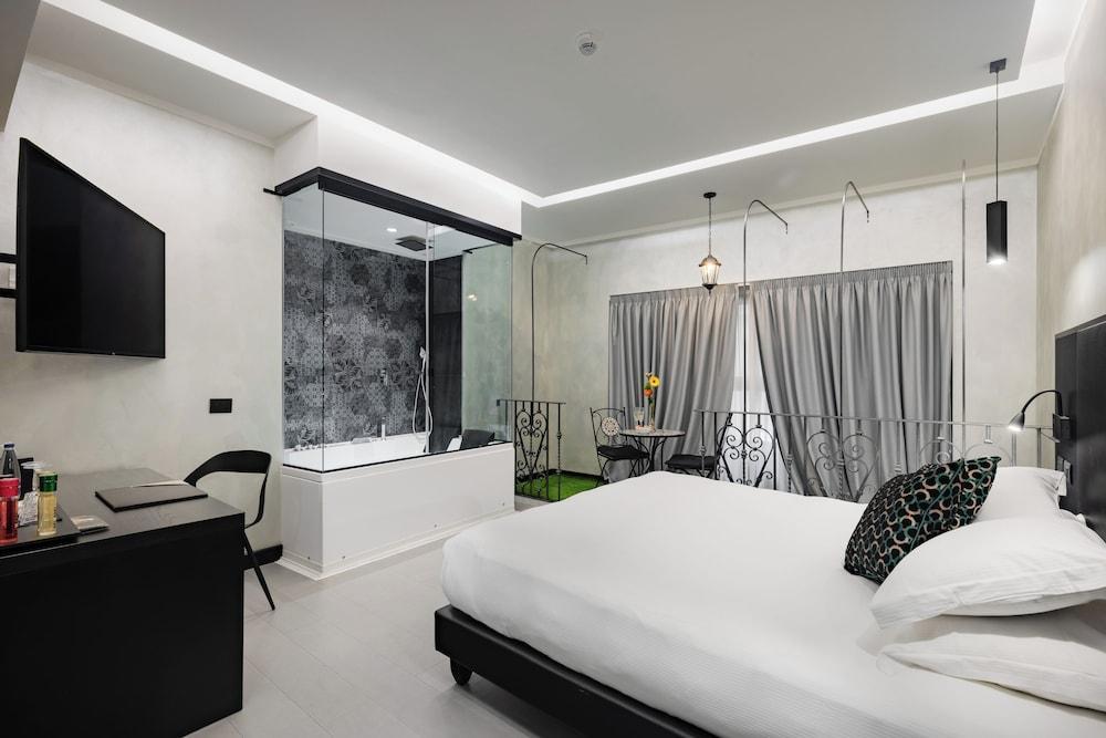Dream Suite Trevi Room Type - Luxury Double Room