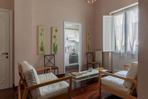 Casa Farina - Pretty Homes - Tap to explore photos