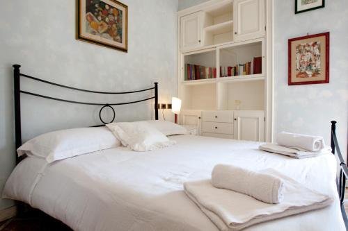 Francesca e Anita Room Type - Double Room with Private Bathroom