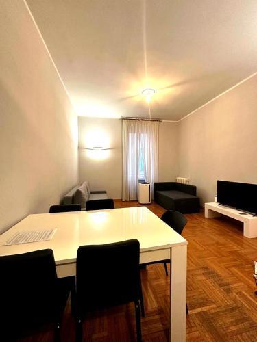 Cerri apartment Room Type - One-Bedroom Apartment