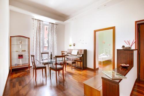 Casa a San Giovanni - Charming Flat in Rome - Tap to explore photos