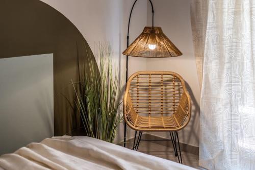 Dafne room Speciale, elegante con balcone - Tap to explore photos