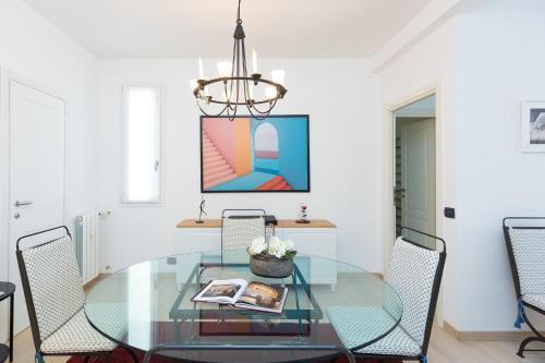 Amazing Ponte Milvio Room Type - Two-Bedroom Apartment Amazing Ponte Milvio Room Type - Two-Bedroom Apartment