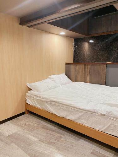 Asakusa Inn 屋上バルコニー付き100m2広々快適一棟ハウス - Tap to explore photos
