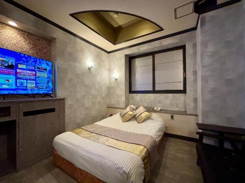 Hotel Crystal -大人専用-- Room Type - Deluxe Double Room