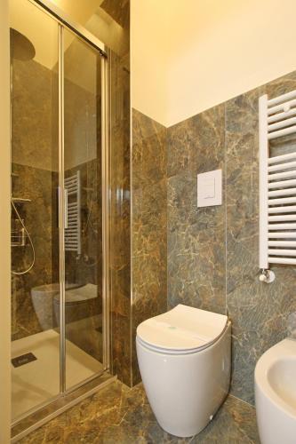 Dreaming Rome Suites - Tap to explore photos