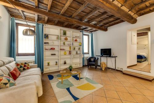 Colosseum Dream Apartment - Tap to explore photos
