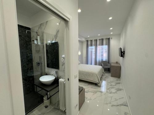 Alba White Room Type - Deluxe Double or Twin Room with Balcony Alba White Room Type - Deluxe Double or Twin Room with Balcony