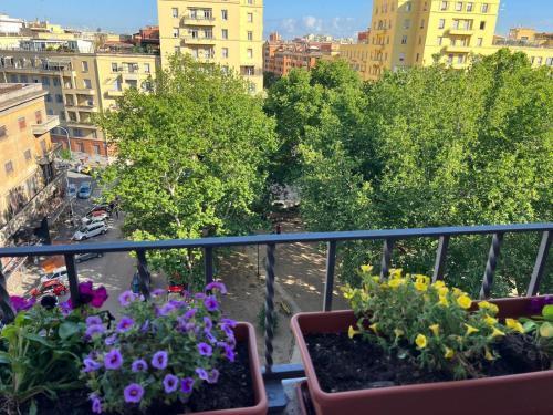 Cata Apartment Roma - Tap to explore photos