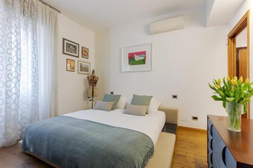 Elegant Escape near the Vatican