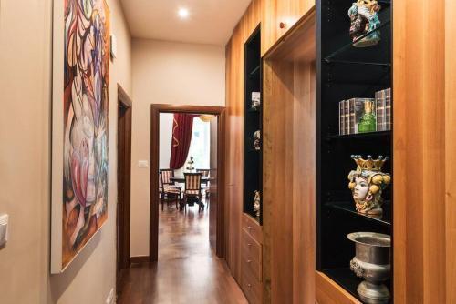 Idyllia - Classy apartment in Vatican area - Tap to explore photos