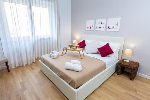 Noh Spacious Modern Home for 8 with 3 BDR 2 Bathrooms