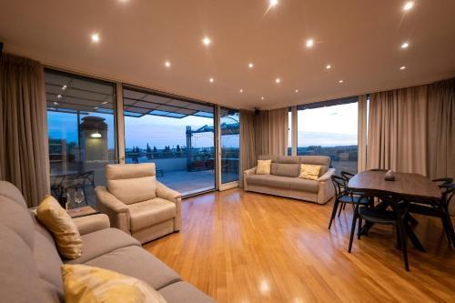 Domus Aurelia Luxury - Tap to explore photos