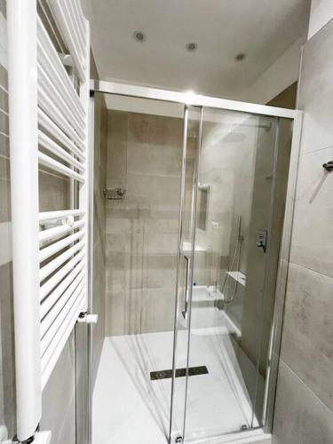 I Sanpietrini Rome Vatican Studio Apartment - Tap to explore photos