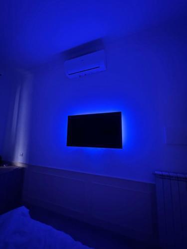 Costantino Rooms - Tap to explore photos