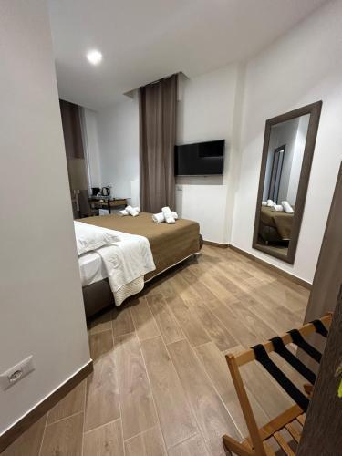 grimaldi comfort guest house - Tap to explore photos