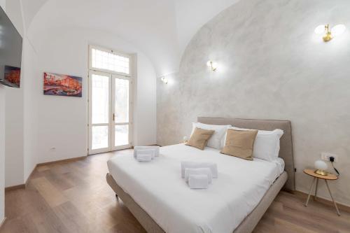 ELICAL Vatican Suites