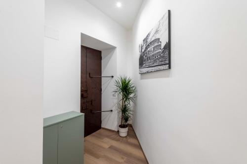 ELICAL Vatican Suites - Tap to explore photos