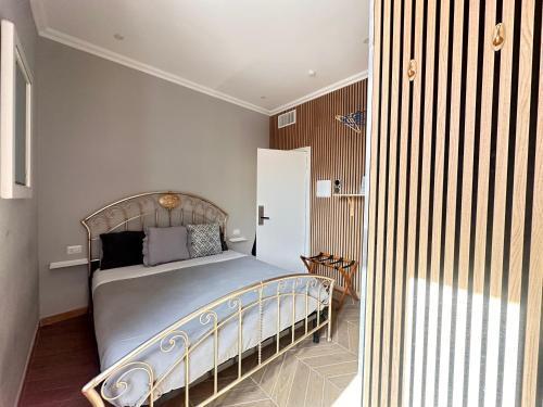 Angelus Vaticanus Room Room Type - Deluxe King Room
