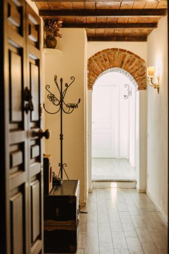 Casa Riva 1920 - Tap to explore photos