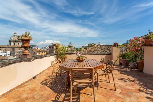 iFlat Campo de' Fiori Panoramic Penthouse Room Type - One-Bedroom Apartment