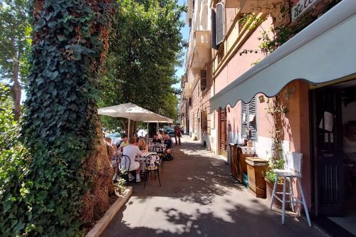 dolce casa colosseo 1 - 2 Room Type - Deluxe One-Bedroom Apartment with Garden View