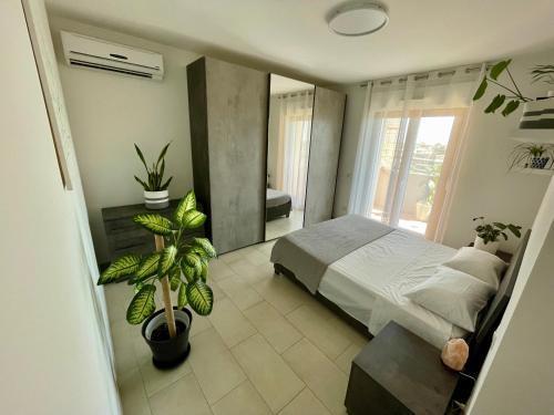 GreenChill House - West Rome