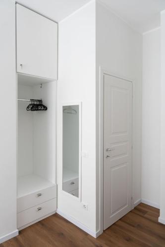 Appartamento con 2 camere e 2 bagni -San Giovanni- - Tap to explore photos