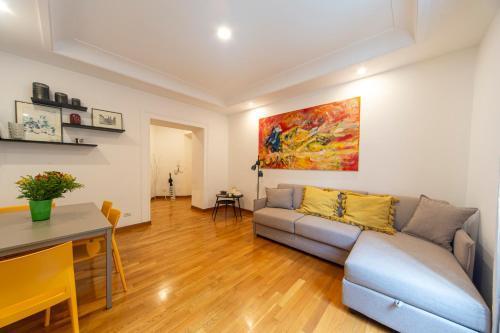 Flaminio District Holiday Home - Tap to explore photos