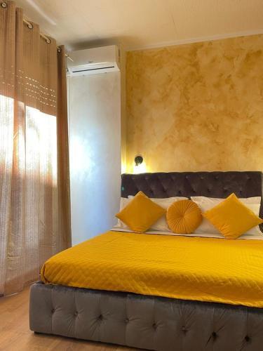 Guest House Romoli - Tap to explore photos