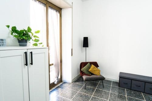 Di Donato Apartment - Tap to explore photos