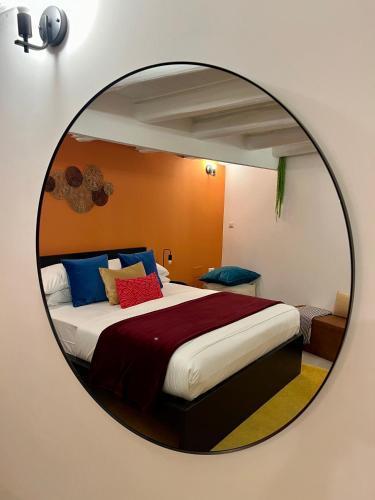 Charming Navona - The Loft - Tap to explore photos