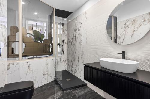 Elysium Design Apartment - Near Vatican by RHR Room Type - One-Bedroom Apartment Elysium Design Apartment - Near Vatican by RHR Room Type - One-Bedroom Apartment
